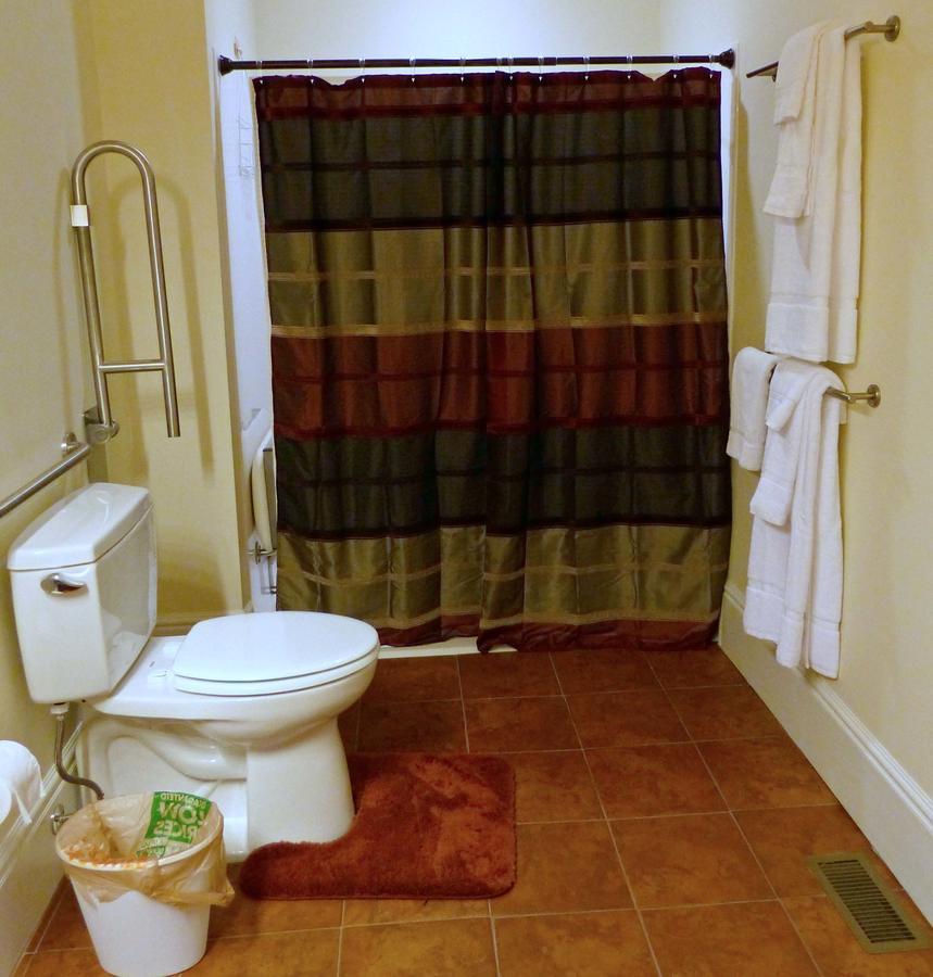 Davis Square Inn Somerville Bagian luar foto